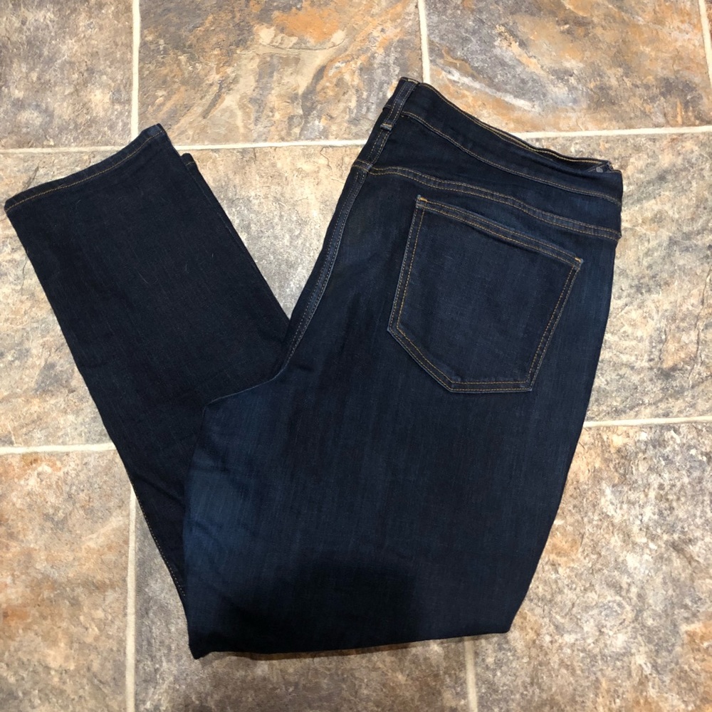 Old Navy size 18 short sweetheart.